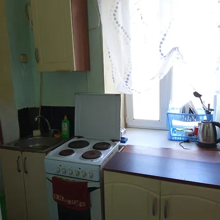 дегтярная *